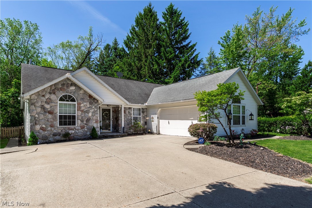17710 Nottingham Road Cleveland, OH 44119 - Photo 1 of 30 Gallery Image 1