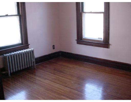 63 Cambridge Street Springfield, MA 01109 - Photo 3 of 3 Gallery Image 3