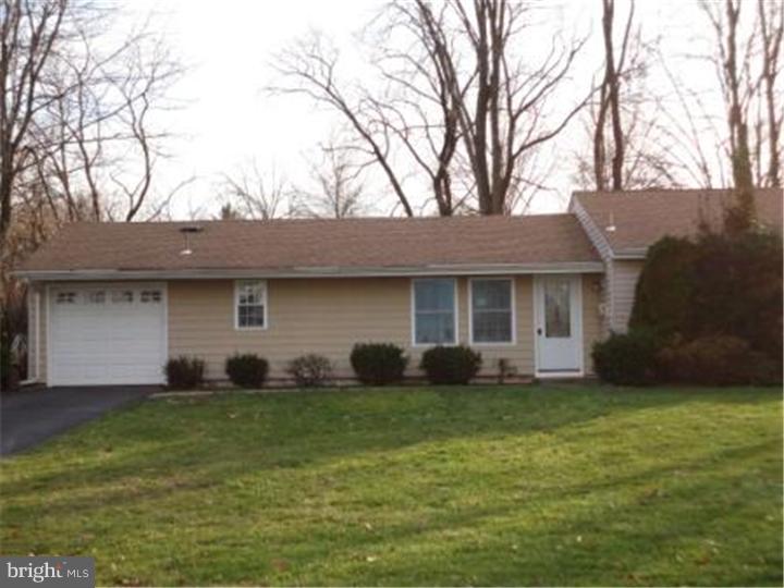 11 Springdale Road Kendall Park, NJ 08824 - Photo 1 of 11 Exterior Front