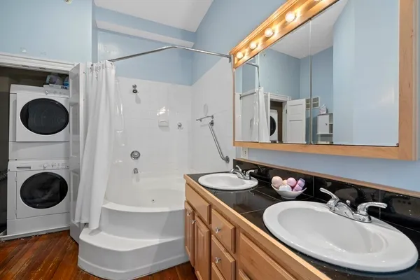 $2,950 | 99 Washington Street, Unit 21, Salem, MA 01970