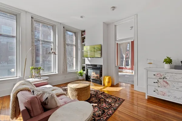 $2,950 | 99 Washington Street, Unit 21, Salem, MA 01970