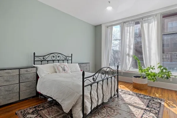 $2,950 | 99 Washington Street, Unit 21, Salem, MA 01970