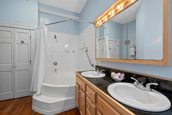 $2,950 | 99 Washington Street, Unit 21, Salem, MA 01970