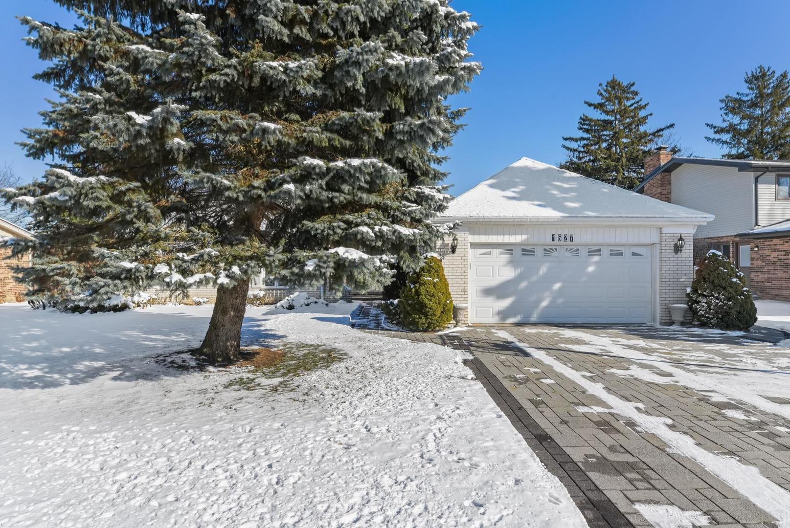 1627 Barry Lane Glenview, IL 60025 - Photo 2 of 21