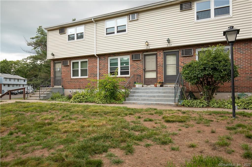 223 Blackstone Villiage, Unit 223, Meriden, CT 06450 Compass