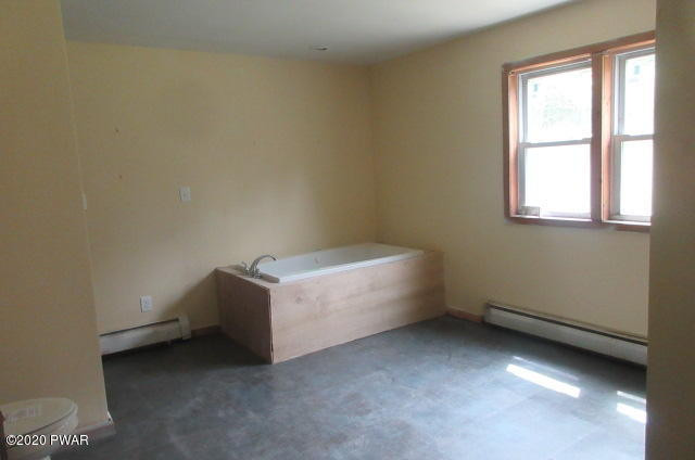 270 Rowland Road Greeley, PA 18425 - Photo 25 of 25 IMG_2815
