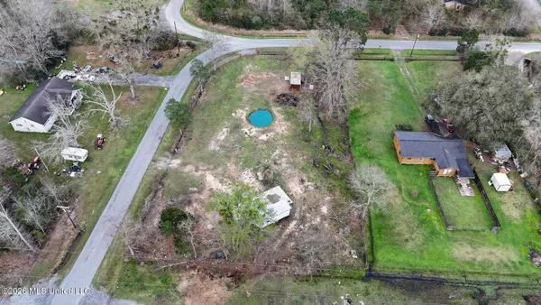 $69,000 | 9901 Franks Road, Moss Point, MS 39562