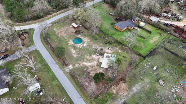 $69,000 | 9901 Franks Road, Moss Point, MS 39562