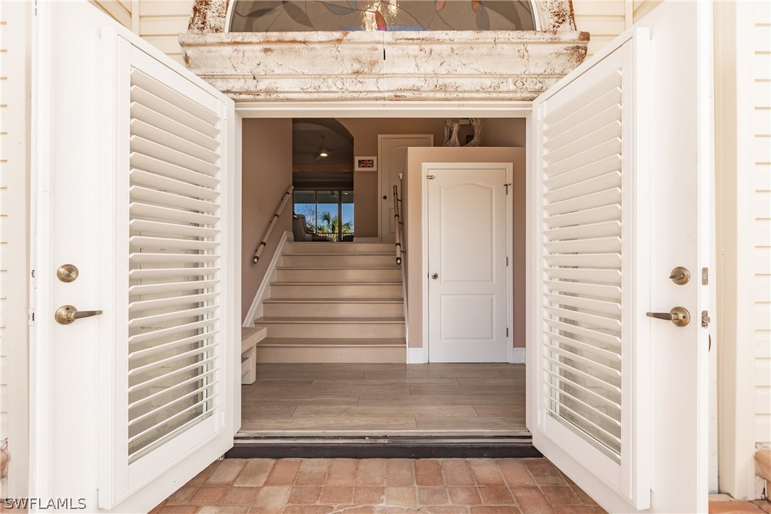 1034 Fish Crow Road Sanibel, FL 33957 - Photo 4 of 31 Gallery Image 4