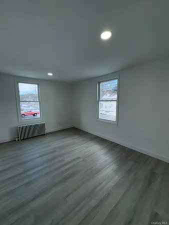 $1,950 | 87 Sullivan Street, Unit 1, Wurtsboro, NY 12790