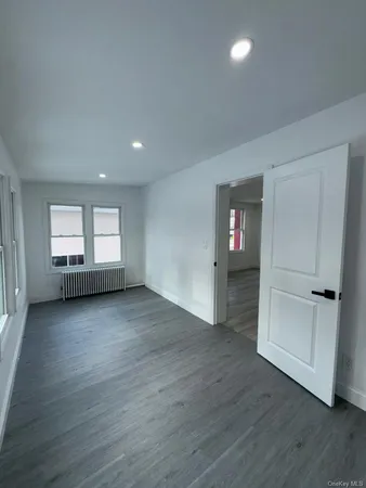 $1,950 | 87 Sullivan Street, Unit 1, Wurtsboro, NY 12790