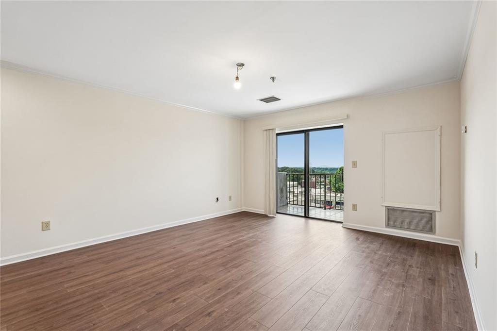 300 Johnson Ferry Road, Unit B601 Atlanta, GA 30328 - Photo 13 of 35 Gallery Image 13