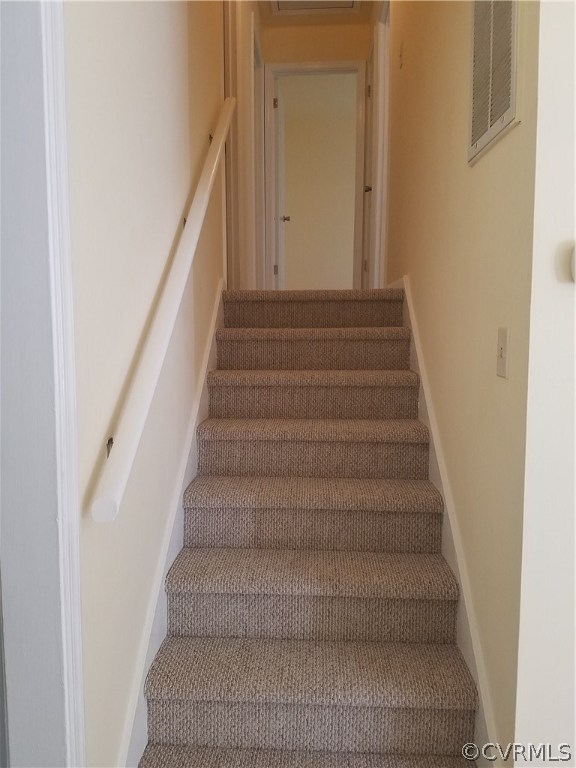 3503 Butor Road Hopewell, VA 23860 - Photo 17 of 22 Entering upstairs.