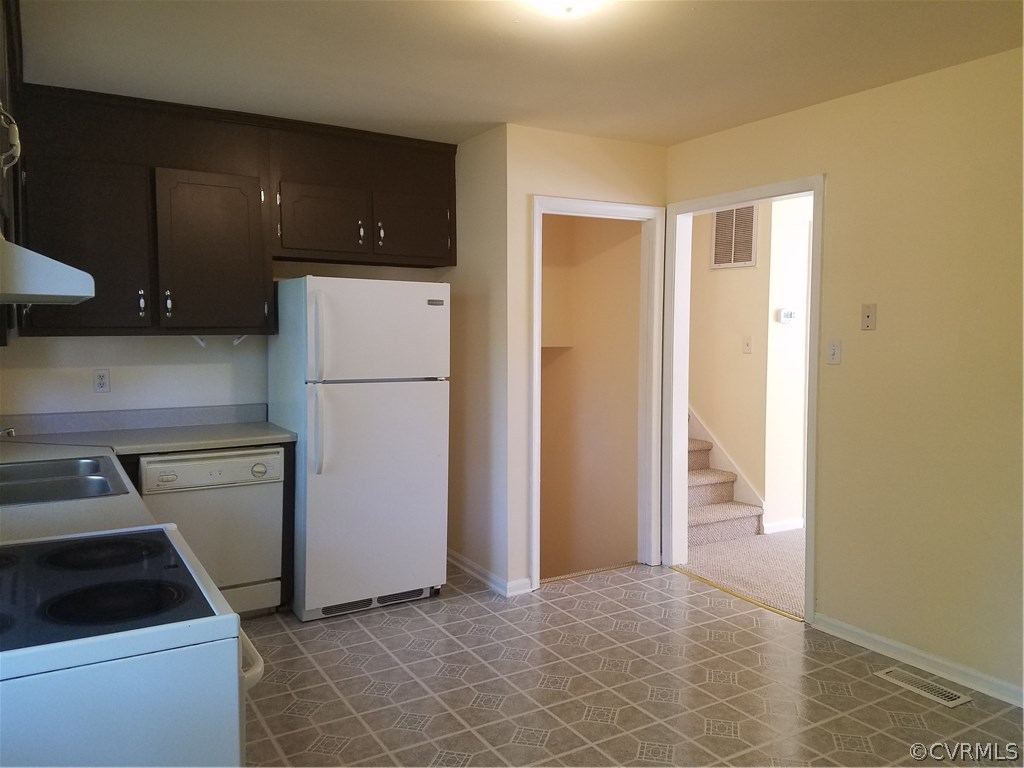 3503 Butor Road Hopewell, VA 23860 - Photo 8 of 22 Kitchen