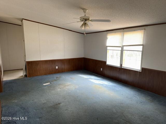 559 Halls Creek Road New Bern, NC 28560 - Photo 8 of 21 Family Room View 1
