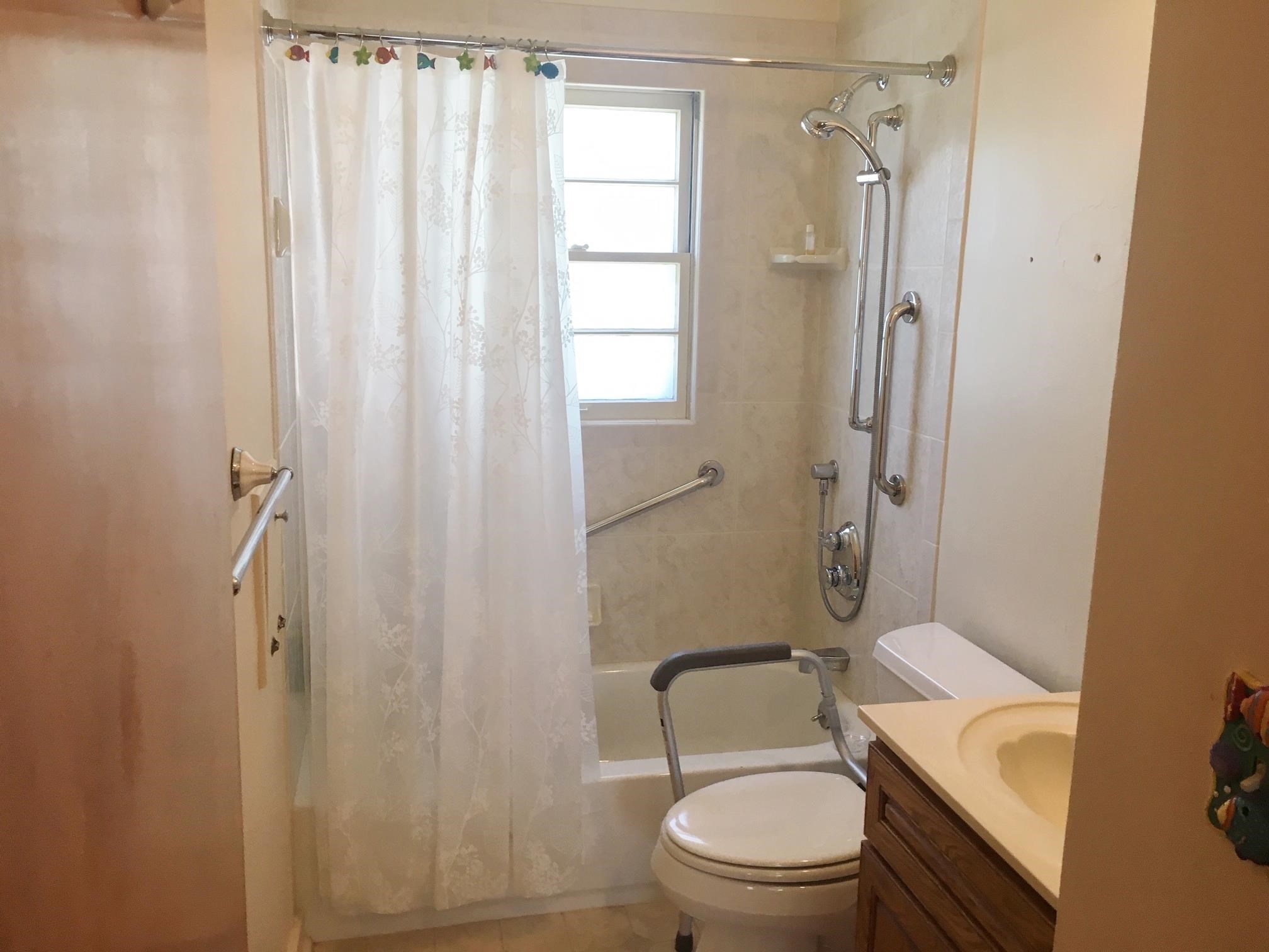 1836 Cherokee Road Fort Wayne, IN 46808 - Photo 6 of 12