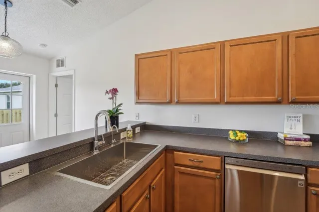 $320,000 | 4330 Kingsfield Drive, Parrish, FL 34219