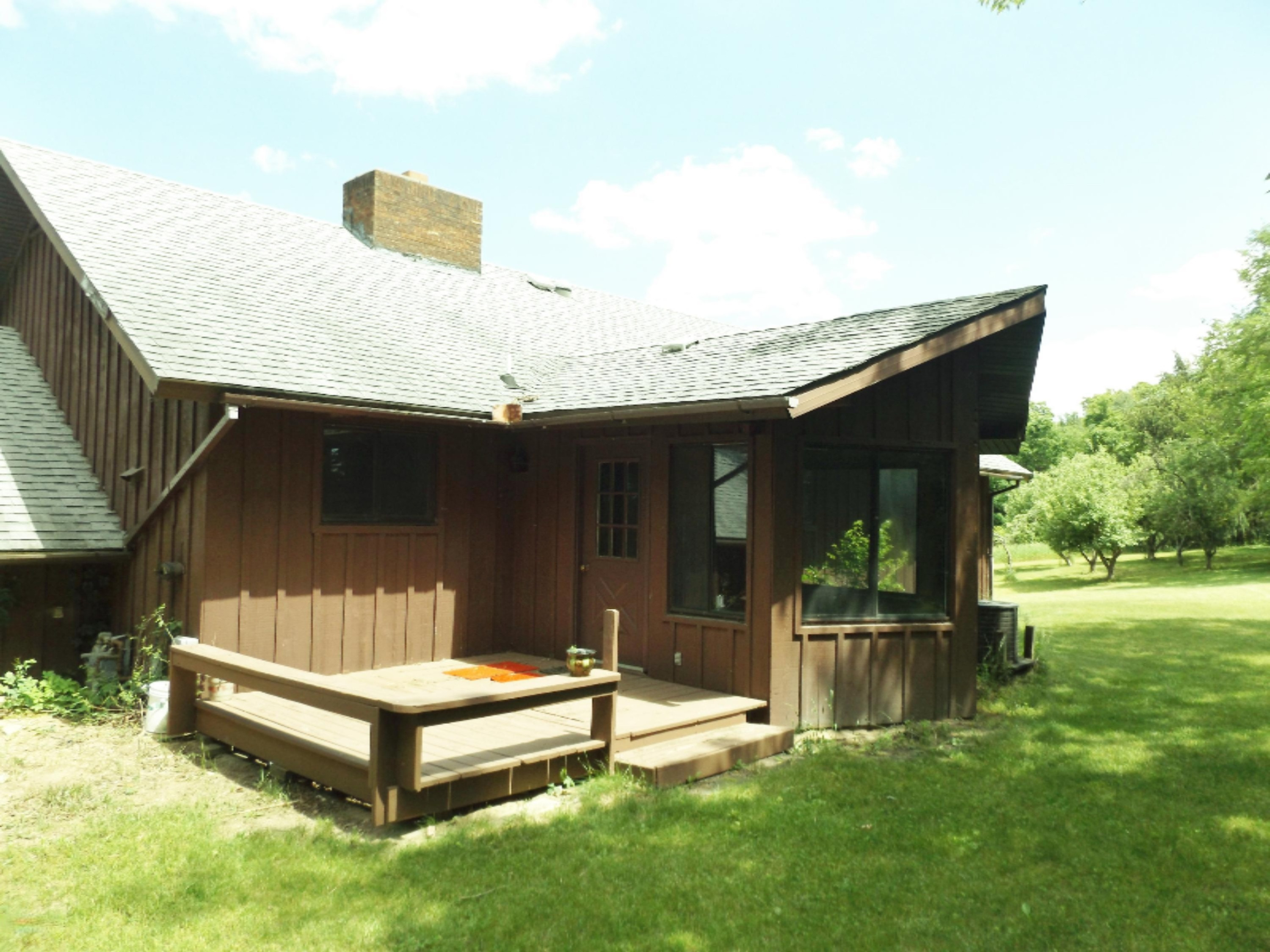 22649 Airline Road Sturgis, MI 49091 - Photo 19 of 27 3 season rm