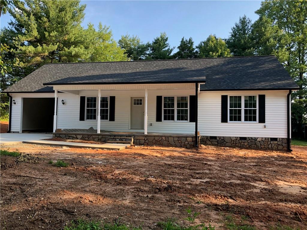 603 10th Street Southwest Conover, NC 28613 - Photo 2 of 44 Gallery Image 2