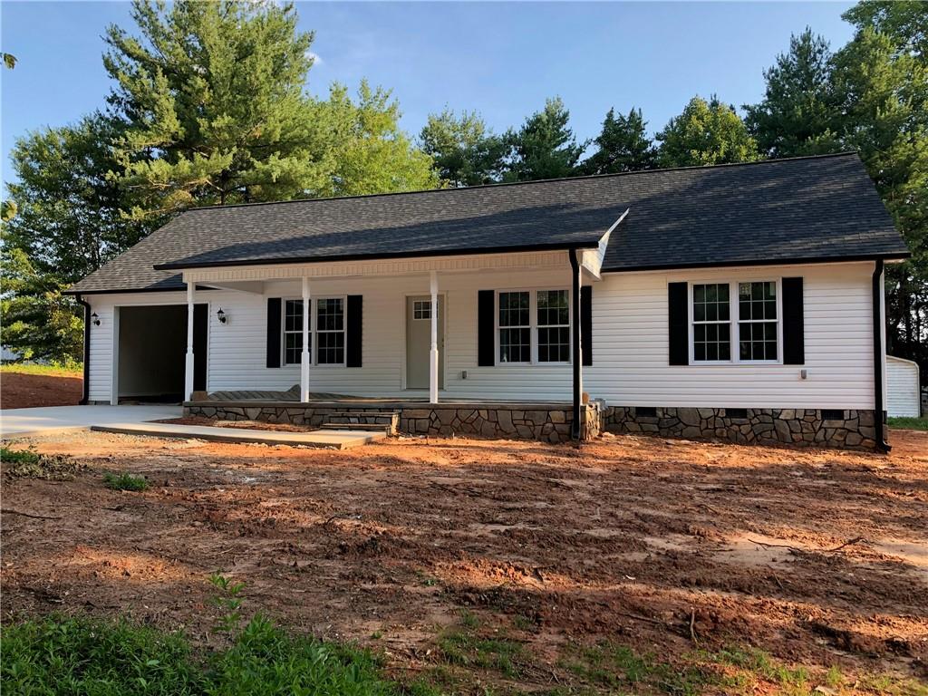 603 10th Street Southwest Conover, NC 28613 - Photo 3 of 44 Gallery Image 3