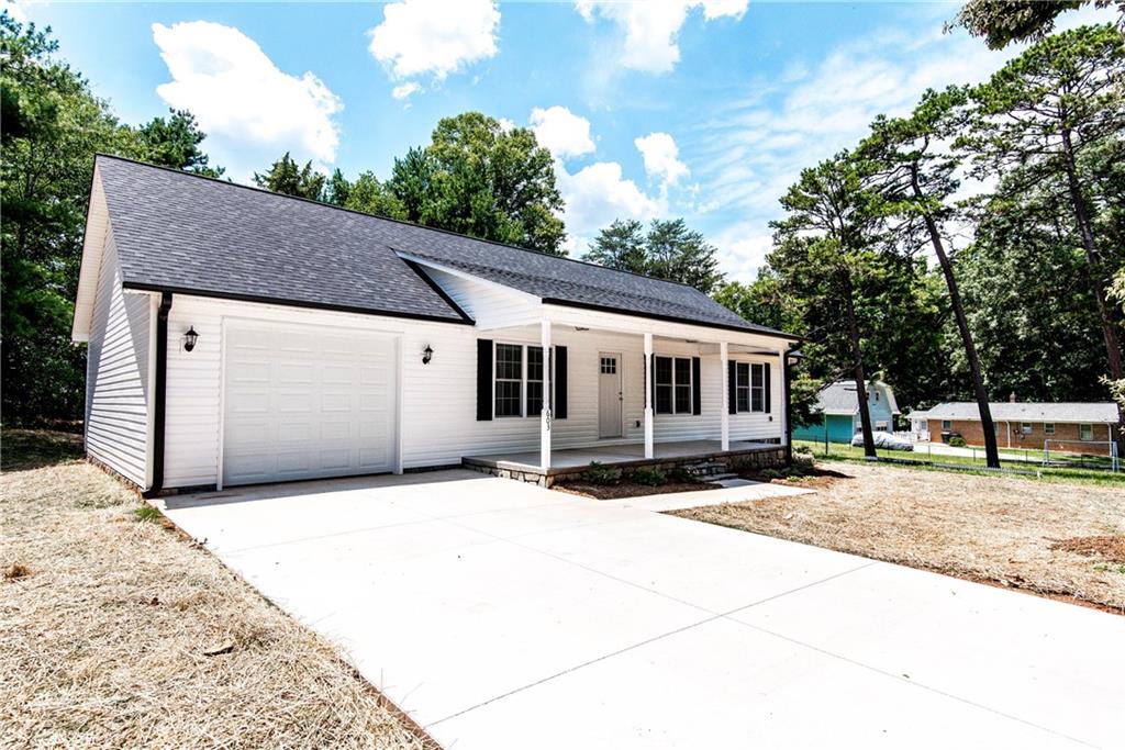 603 10th Street Southwest Conover, NC 28613 - Photo 37 of 44 Gallery Image 37