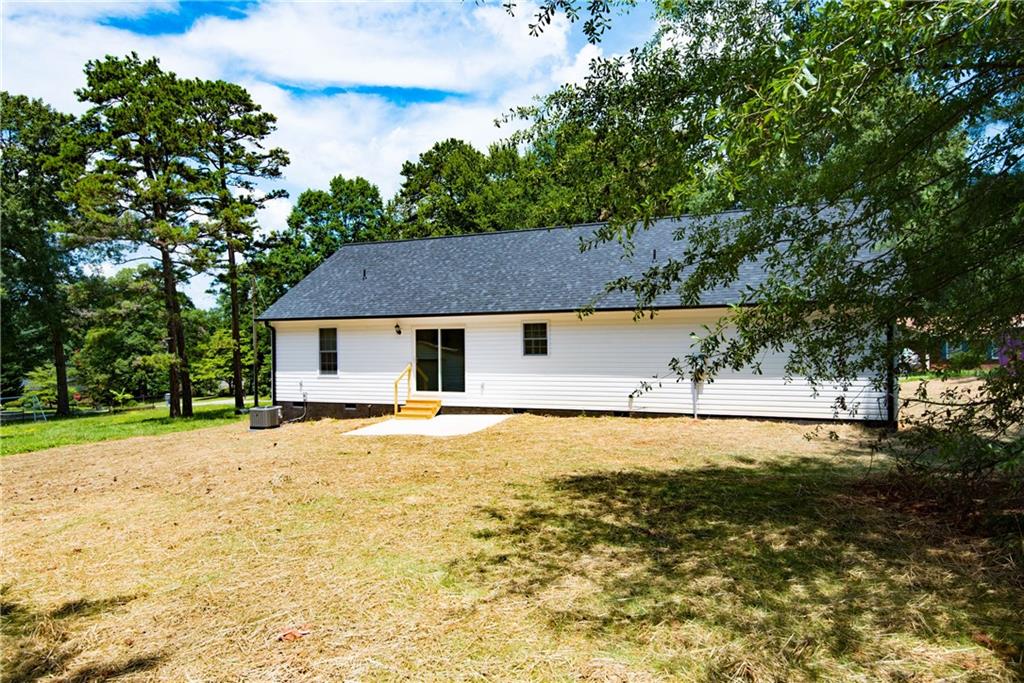 603 10th Street Southwest Conover, NC 28613 - Photo 8 of 44 Gallery Image 8