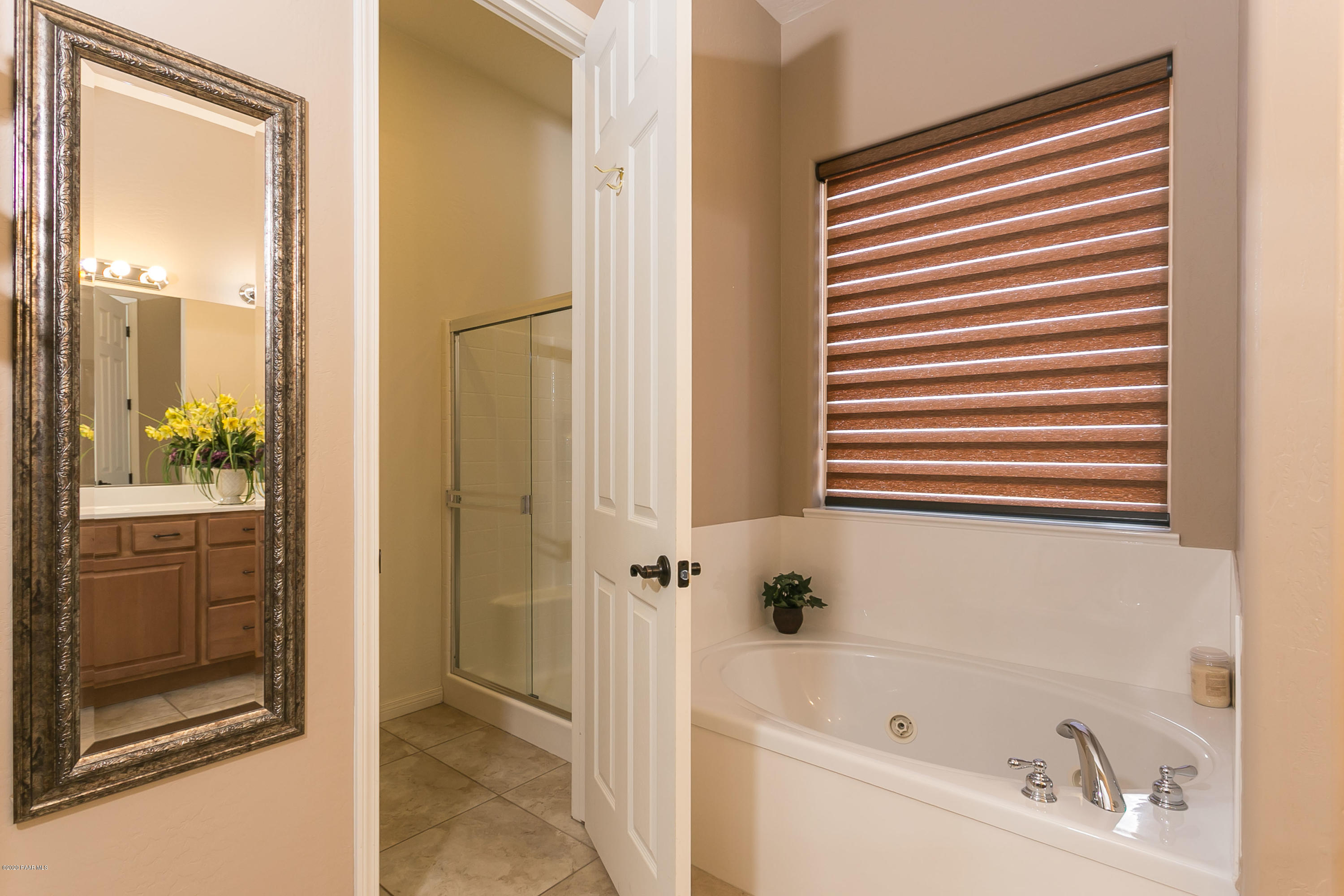 937 North Reed Road Chino Valley, AZ 86323 - Photo 14 of 42 Walkin Shower