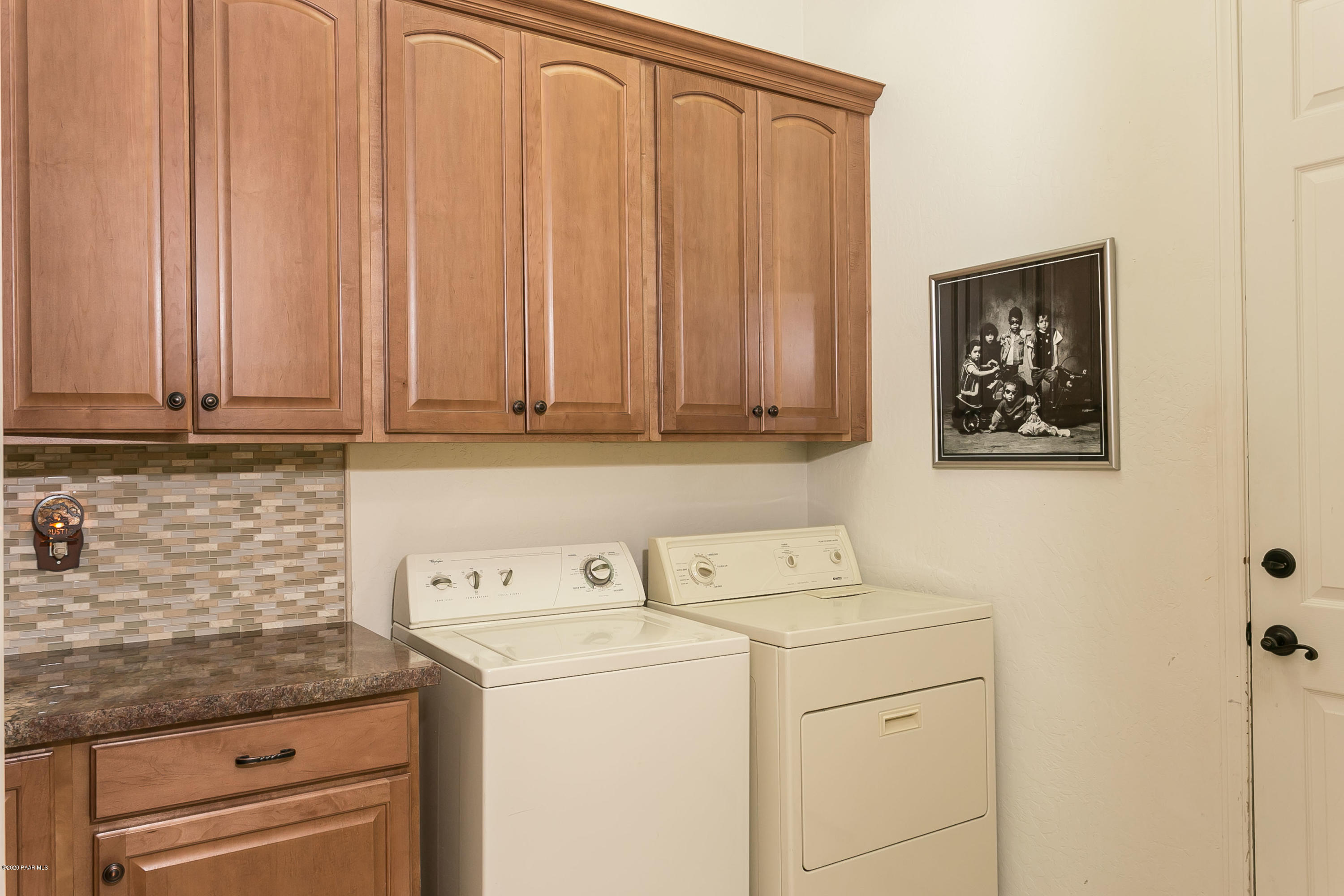 937 North Reed Road Chino Valley, AZ 86323 - Photo 23 of 42 026_Laundry