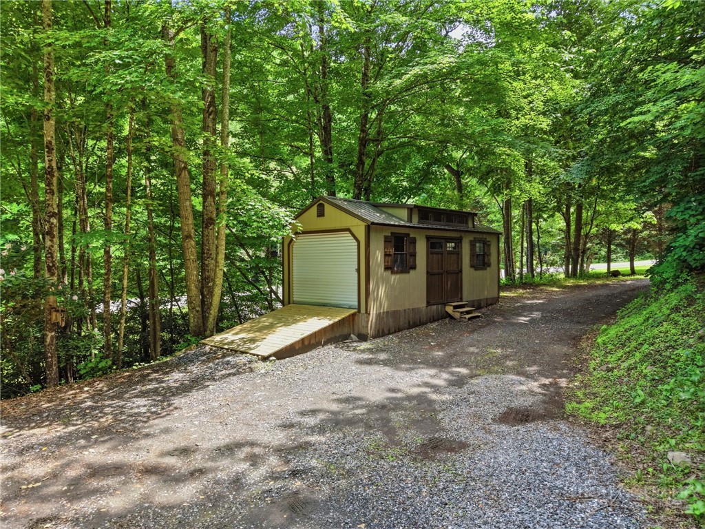 4180 3 Top Road Todd, NC 28684 - Photo 43 of 47