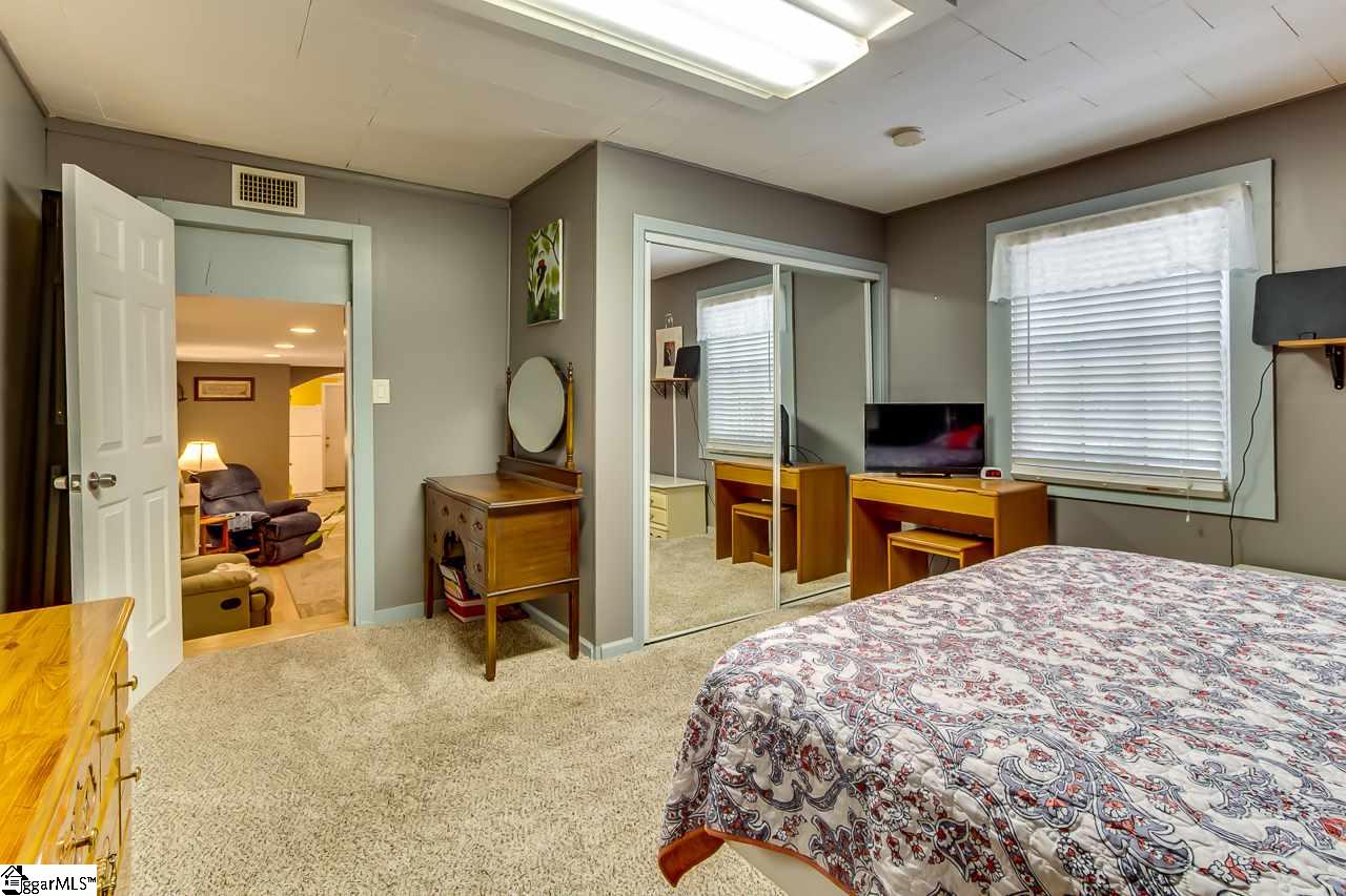 245 Piney Road Greenville, SC 29611 - Photo 14 of 29 Gallery Image 14