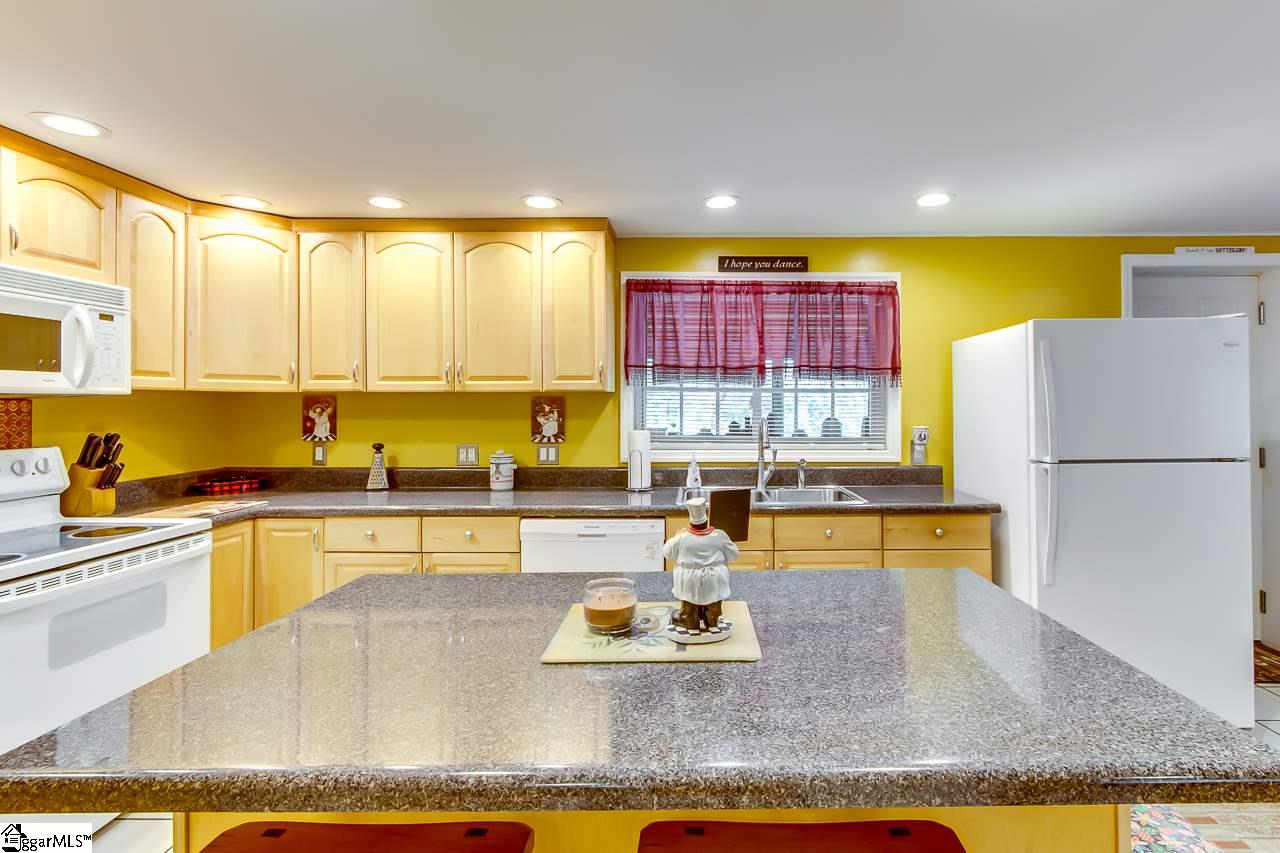 245 Piney Road Greenville, SC 29611 - Photo 21 of 29 Gallery Image 21