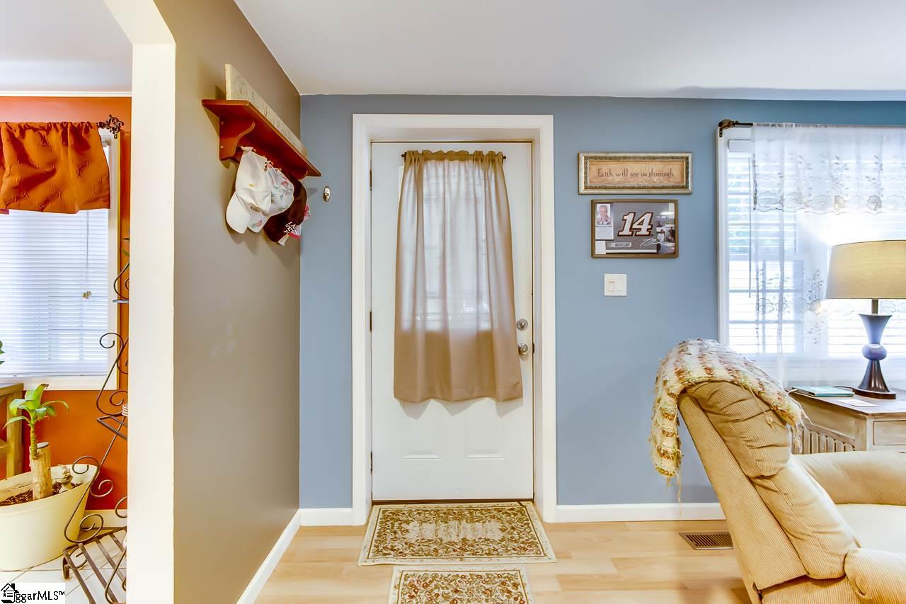 245 Piney Road Greenville, SC 29611 - Photo 7 of 29 Gallery Image 7