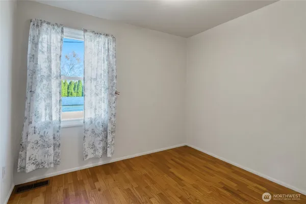 $449,900 | 5119 North 31st Street, Tacoma, WA 98407