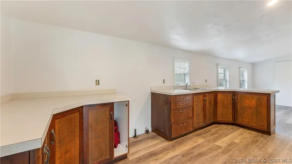 $195,000 | 1318 Sagrada Road, Edwards, MO 65326