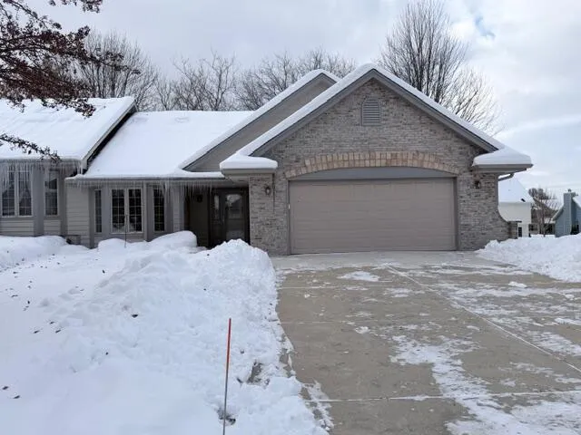 $329,900 | 6355 Kingsview Drive, Mount Pleasant, WI 53406