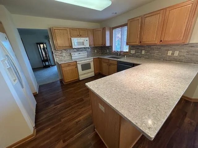 $329,900 | 6355 Kingsview Drive, Mount Pleasant, WI 53406