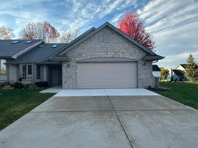 $329,900 | 6355 Kingsview Drive, Mount Pleasant, WI 53406