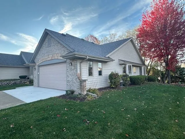 $329,900 | 6355 Kingsview Drive, Mount Pleasant, WI 53406