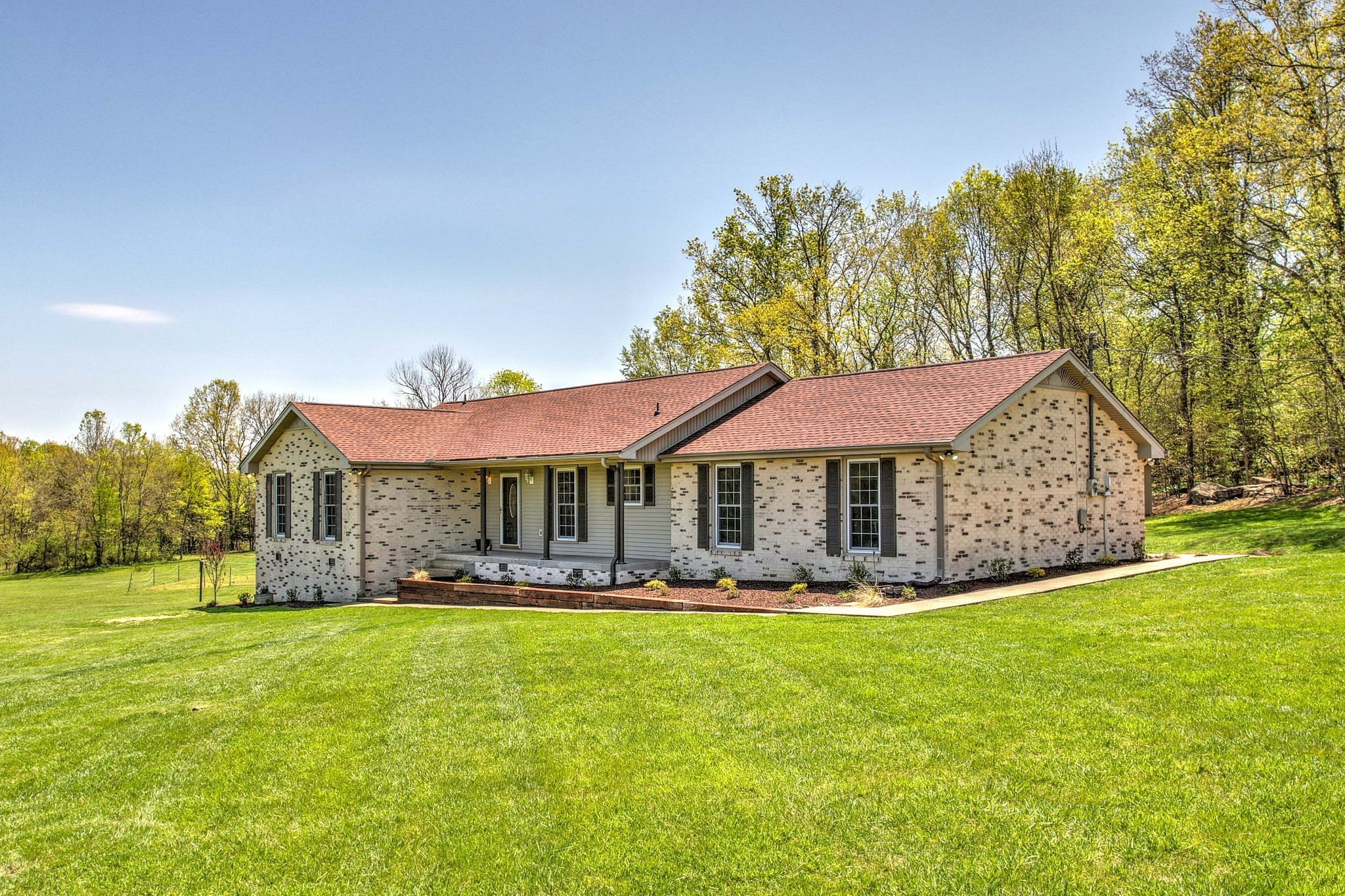 165 Paschall Road Alexandria, TN 37012 - Photo 1 of 39 Gallery Image 1