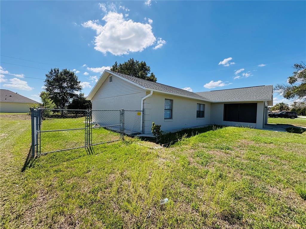 2870 Southwest 143 Place Road Ocala, FL 34473 - Photo 3 of 21