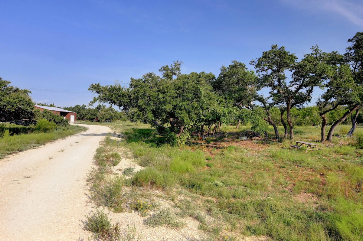 8952 Ranch Road Wimberley, TX 78676 - Photo 16 of 26