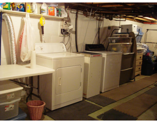 21 Thurston Point Road Gloucester, MA 01930 - Photo 15 of 20 Gallery Image 15