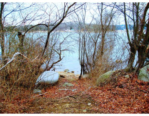 21 Thurston Point Road Gloucester, MA 01930 - Photo 3 of 20 Gallery Image 3