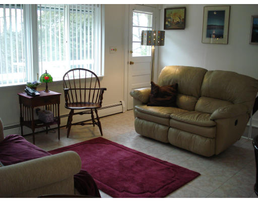 21 Thurston Point Road Gloucester, MA 01930 - Photo 7 of 20 Gallery Image 7