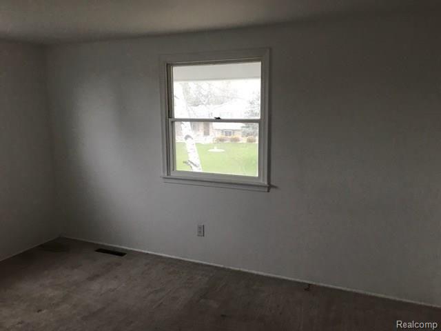 3127 Red Barn Road Flint, MI 48507 - Photo 19 of 49