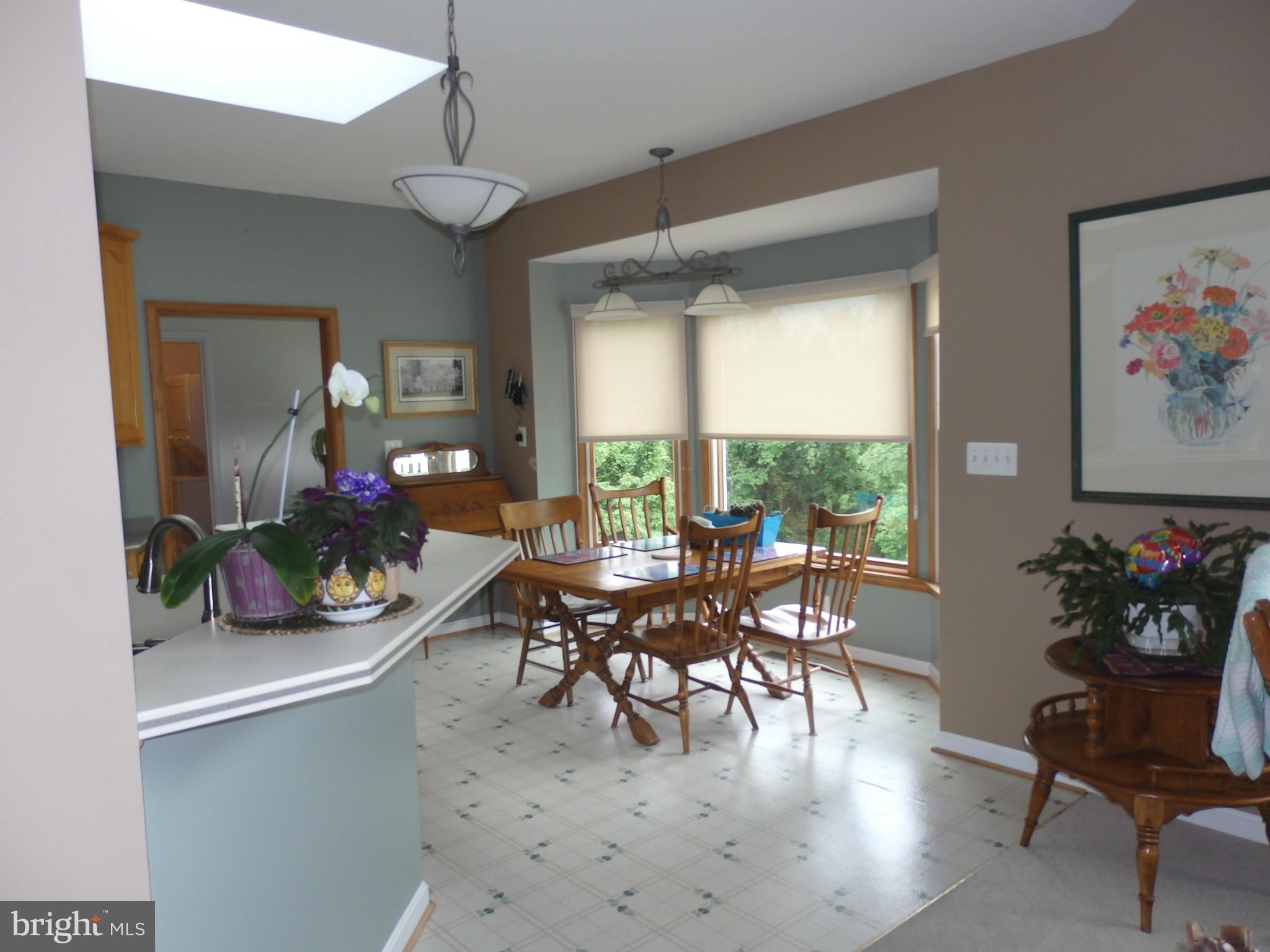10013 Kelly Road Frederick, MD 21701 - Photo 10 of 23 View - Great Room to Breakfast Nook