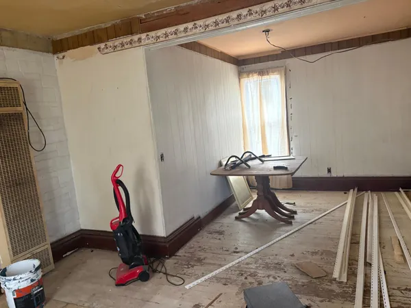 $29,500 | 201 East Becker Avenue, Clontarf, MN 56226