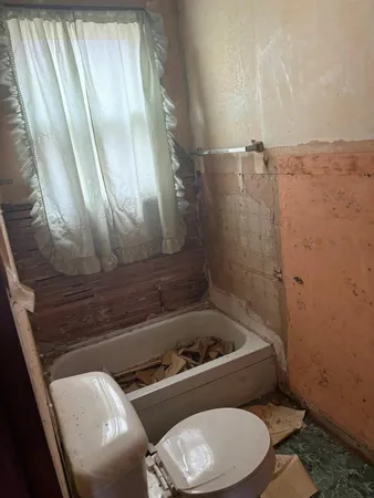 $29,500 | 201 East Becker Avenue, Clontarf, MN 56226