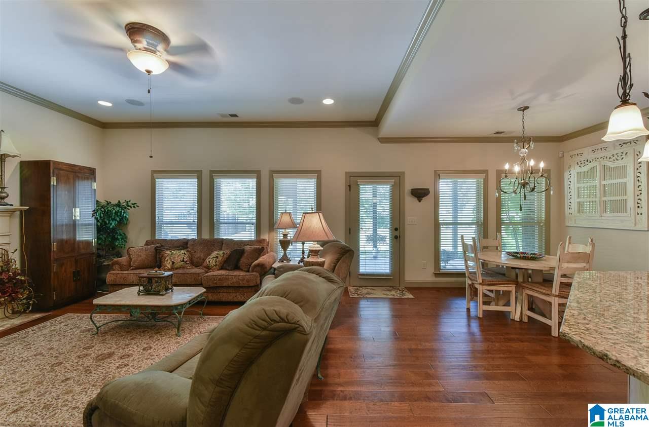 204 Dunrobin Cove Pelham, AL 35124 - Photo 14 of 49