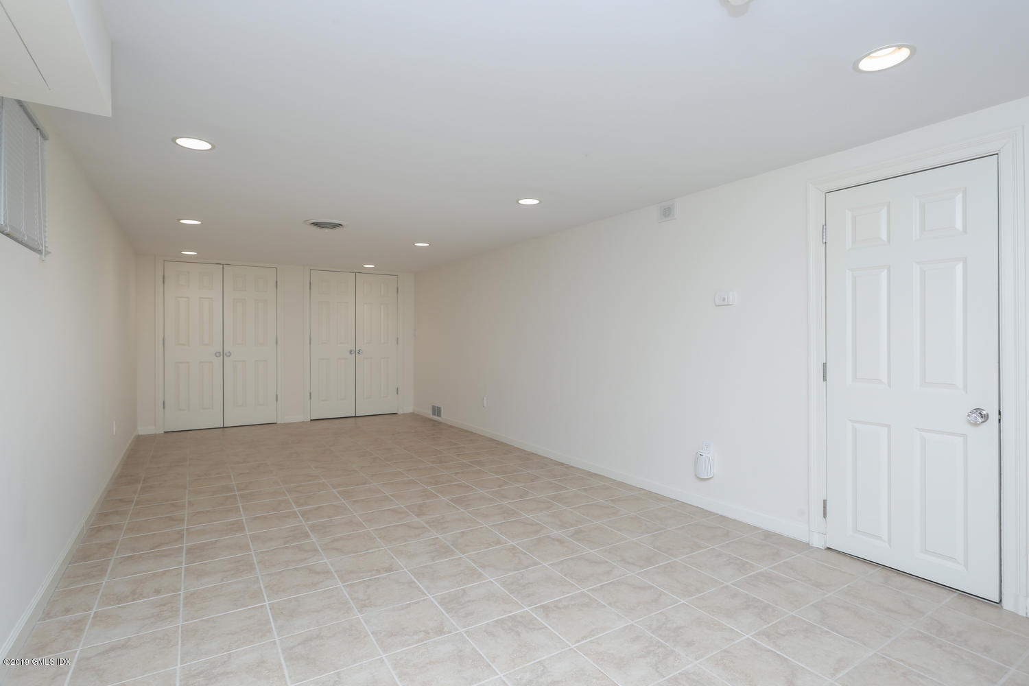 44 Glen Road Greenwich, CT 06830 - Photo 24 of 30 44 Glen Rd Greenwich CT 06830-large-001-